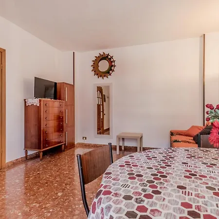 Liber's Domus Apartment *